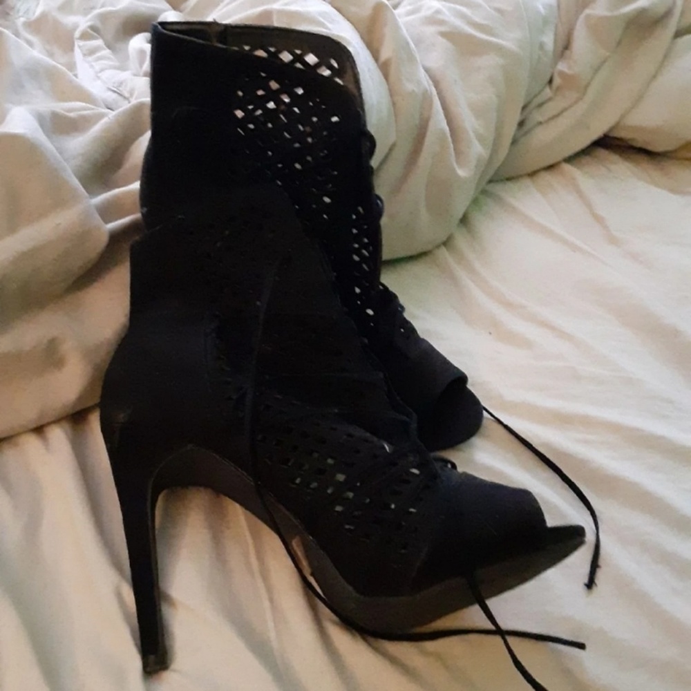 Womans heels